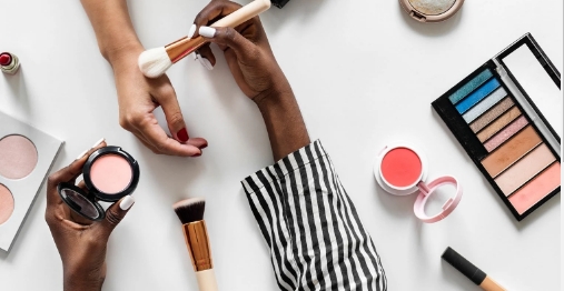 The Art of Beauty: Makeup Trends and Techniques